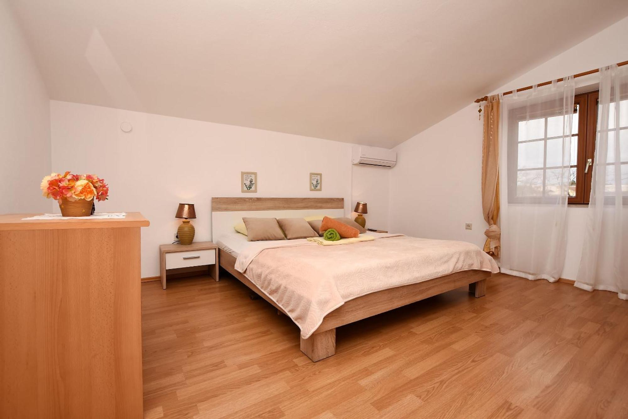 Apartment And Rooms Artina โวดีเซ ภายนอก รูปภาพ