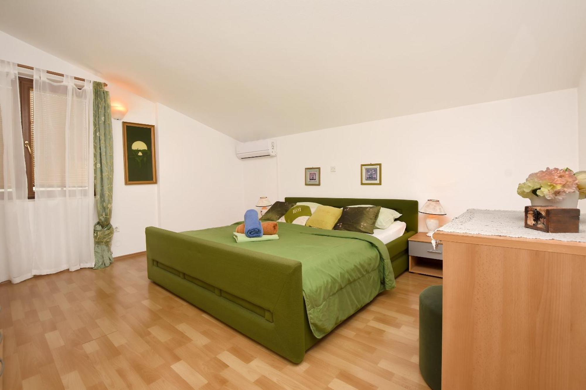 Apartment And Rooms Artina โวดีเซ ภายนอก รูปภาพ